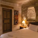 Memory Cave House