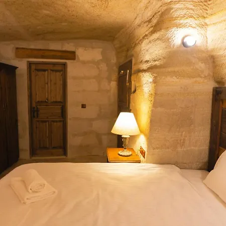 מלון Memory Cave House *