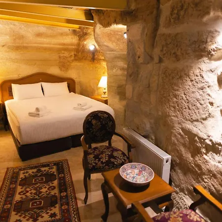 Memory Cave House מלון