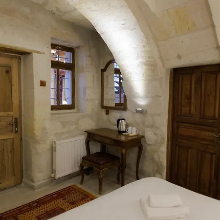 Memory Cave House מלון גורמה